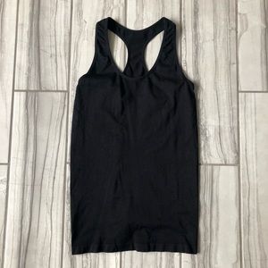 City Streets polyester top. EUC